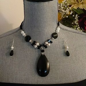 Nwot onyx necklace and earrings.